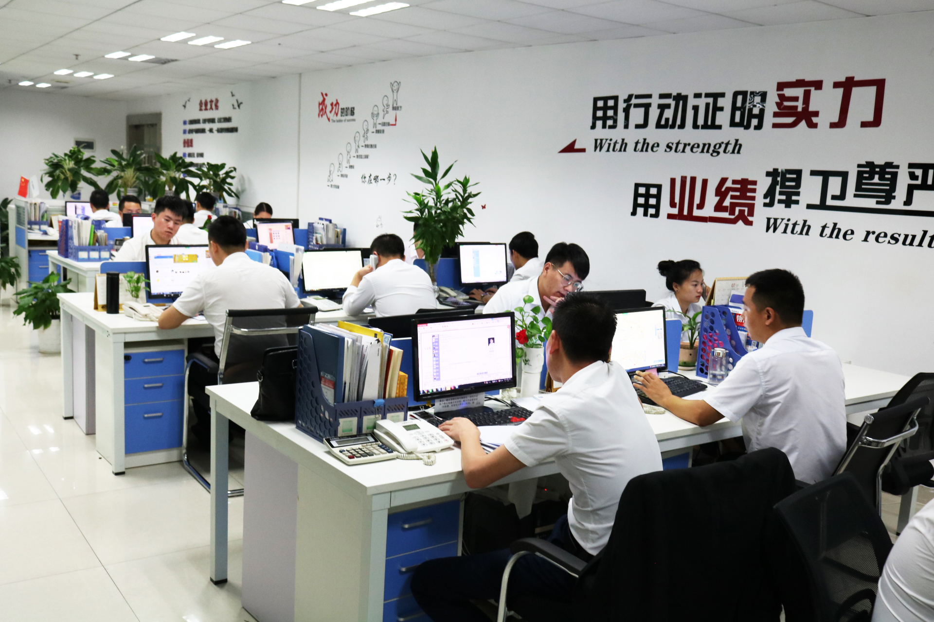 深圳到香港物流費用一覽表，深圳到香港新界物流公司-深圳東勝物流