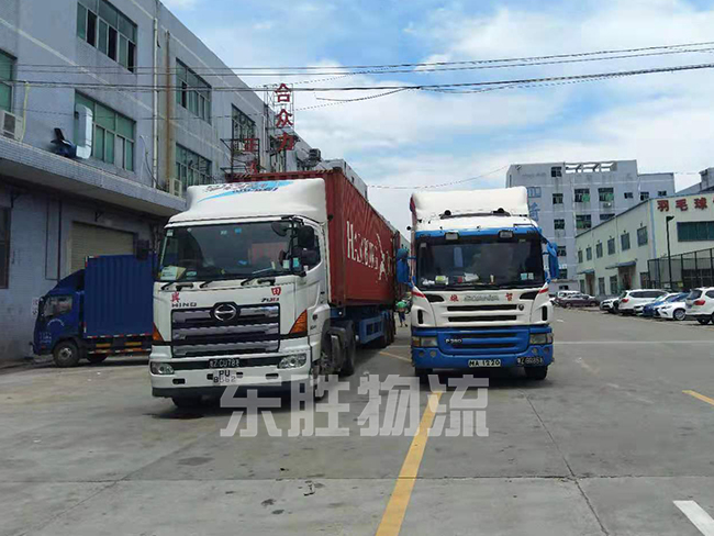 深圳東勝物流中港運(yùn)輸車隊(duì)運(yùn)輸案例圖
